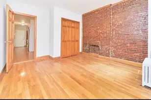 333 W 43rd St, New York, NY 10036 - Photo 2