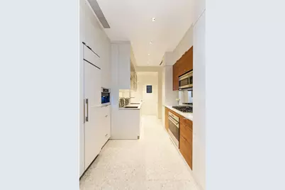 2211 Broadway #5A, New York City, NY 10024 - Photo 6