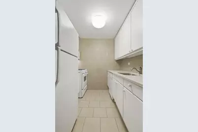 106 Central Park S #8O, New York City, NY 10019 - Photo 4