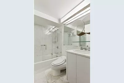 106 Central Park S #8O, New York, NY 10019 - Photo 4