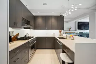 435 E 76th St, New York City, NY 10021 - Photo 4