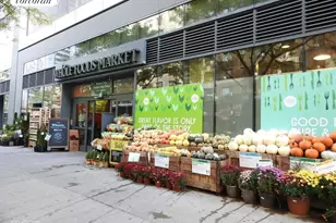 200 E 58th St, New York, NY 10022 - Photo 16