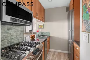 2000 Broadway, New York City, NY 10023 - Photo 6