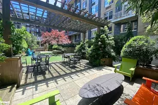 505 W 47th St, New York City, NY 10036 - Photo 4