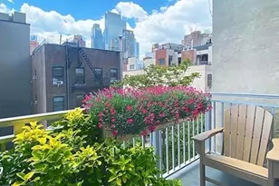 505 W 47th St, New York City, NY 10036 - Photo 2