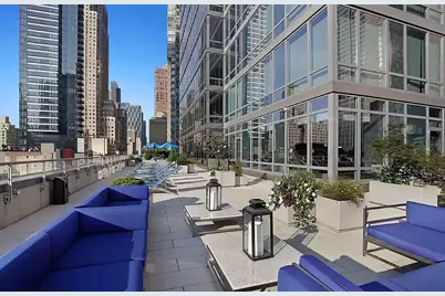 247 W 46th Street #3103, New York City, NY 10036 - Photo 16