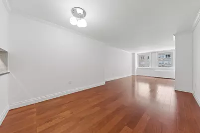 404 E 76th Street #5C, New York City, NY 10021 - Photo 1