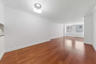 404 E 76th St, New York City, NY 10021 - Photo 1