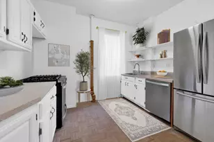 565 W 169th St, New York City, NY 10032 - Photo 4