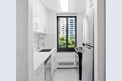 200 Rector Place #4U, New York City, NY 10280 - Photo 4