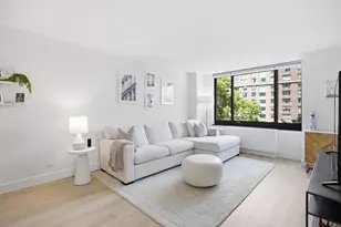 200 Rector Pl, New York, NY 10280 - Photo 2