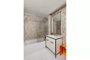 70 Charlton St, New York City, NY 10014 - Photo 6