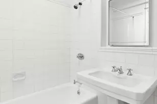 42A Monroe Pl, New York City, NY 11201 - Photo 16