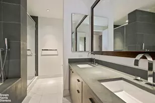 33 W 56th St, New York City, NY 10019 - Photo 4