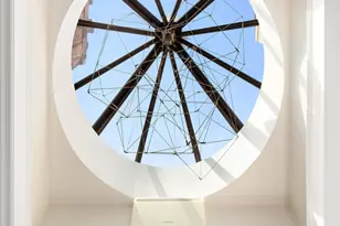 264 W 12th St, New York, NY 10014 - Photo 10