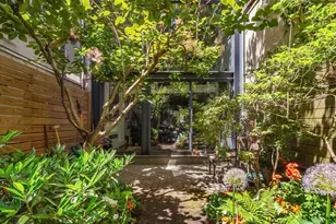 264 W 12th St, New York, NY 10014 - Photo 8