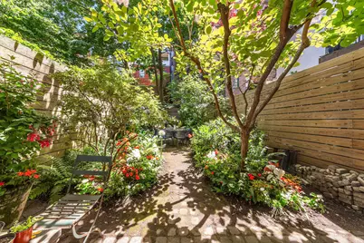 264 W 12th Street, New York City, NY 10014 - Photo 6