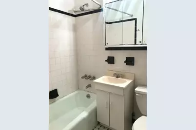 169 W 76th Street #3F, New York, NY 10023 - Photo 8