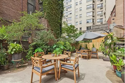 110 E 36th Street #8F, New York, NY 10016 - Photo 6