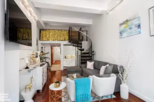310 E 46th St, New York City, NY 10017 - Photo 4