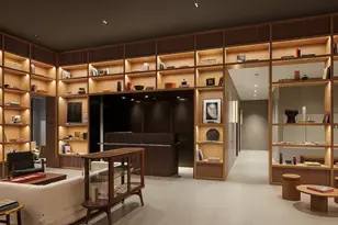 135 E 47th St, New York City, NY 10017 - Photo 10