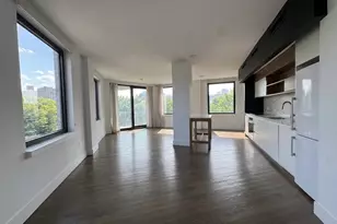 125 Borinquen Pl, New York City, NY 11211 - Photo 2