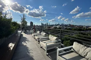 125 Borinquen Pl, New York City, NY 11211 - Photo 12