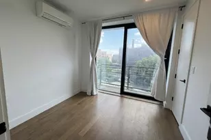 125 Borinquen Pl, New York City, NY 11211 - Photo 8