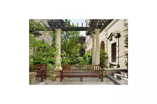 350 W 57th St, New York City, NY 10019 - Photo 12