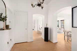 350 W 57th St, New York City, NY 10019 - Photo 4