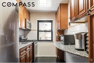 34-10 94th Street #3D, New York City, NY 11372 - Photo 6