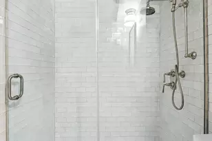 320 E 42nd St, New York City, NY 10017 - Photo 12