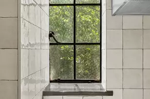 320 E 42nd St, New York City, NY 10017 - Photo 6