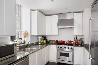 201 W 17th Street #6C, New York, NY 10011 - Photo 4