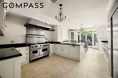 11 Gramercy Park S, New York City, NY 10003 - Photo 12