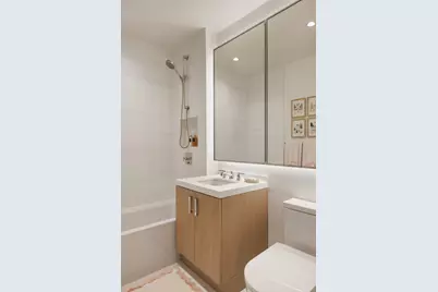 400 E 84th Street #5C, New York, NY 10028 - Photo 10