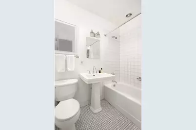 4 Lexington Avenue #5P, New York City, NY 10010 - Photo 4