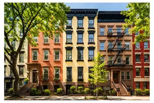 307 E 10th St, New York City, NY 10009 - Photo 1