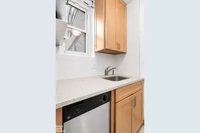 63 E 9th Street #4D, New York City, NY 10003 - Photo 8