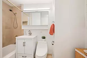 420 E 64th St, New York City, NY 10065 - Photo 8