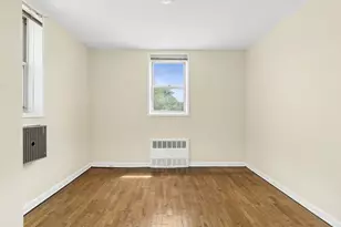 46-01 39th Ave, New York City, NY 11104 - Photo 8