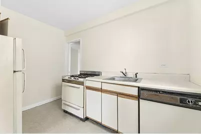 46-01 39th Avenue #503, New York City, NY 11104 - Photo 6