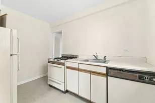 46-01 39th Ave, New York City, NY 11104 - Photo 6