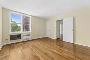 46-01 39th Ave, New York City, NY 11104 - Photo 12