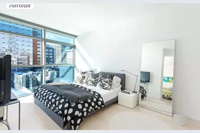 447 W 18th Street #8B, New York, NY 10011 - Photo 4