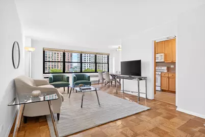 185 W End Avenue #7R, New York City, NY 10023 - Photo 1