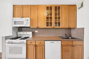 185 W End Ave, New York City, NY 10023 - Photo 4