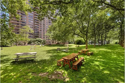 185 W End Avenue #7R, New York City, NY 10023 - Photo 12