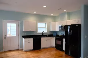 32 Marion Walk, New York City, NY 11697 - Photo 6