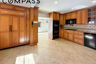 3731 Maple Ave, New York City, NY 11224 - Photo 12